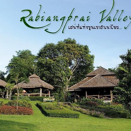 Rabiangprai Valley Hotel Nakhon Nayok Exterior photo